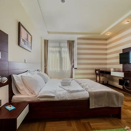 Hotel apartamentowy Valentina 3*