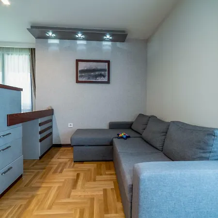 Aparthotel Valentina 3*